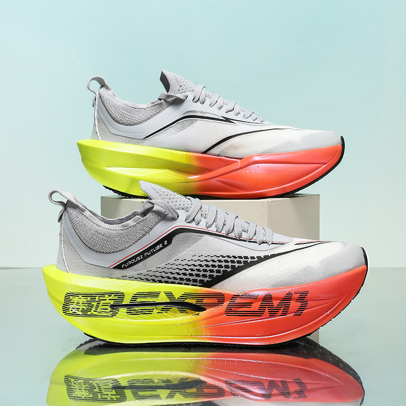 Scarpe Sportive Professionali  - Running Shoe Carbon recensione e prezzo